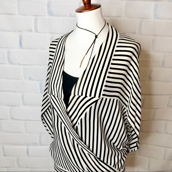 B C B G M A X A Z R I A : Striped Batwing Silk Top - Picture 2 of 8
